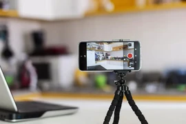 Cách sử dụng điện thoại làm webcam cho máy tính
