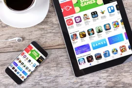 Apple và Google chặn truy cập hàng chục ứng dụng Trung Quốc