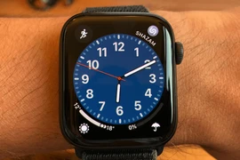 Apple Watch SE gặp lỗi quá nhiệt?