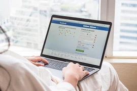 Mất tài khoản Facebook vì email cảnh báo vi phạm bản quyền