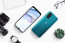 Xuất hiện mẫu smartphone giá rẻ, miễn phí data 4G 18 tháng