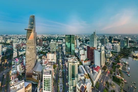Chuyên gia hiến kế: Kích cầu kinh tế kiểu 'đánh du kích' để tránh cú sốc 