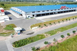 Làm thế nào để tăng lợi thế cạnh tranh cho các DN chuyển phát nhanh?