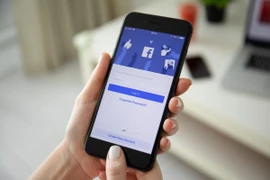 Cách tăng tốc Facebook trên iPhone 
