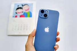 5 mẫu điện thoại giảm giá khủng dịp cuối tuần