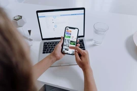 iPhone và MacBook giảm sốc 6,6 triệu đồng dịp cuối tuần