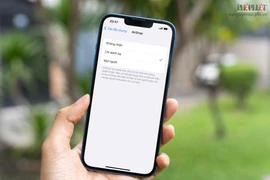 Sự cố iPhone khiến 166 hành khách trên máy bay hoảng loạn