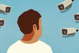 Chuyên gia chỉ cách tìm camera ẩn trong khách sạn khi đi du lịch
