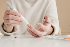6 việc bạn nên làm khi bị hạ đường huyết