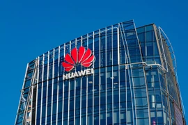 FCC dập tắt hy vọng trở lại Mỹ của Huawei và ZTE
