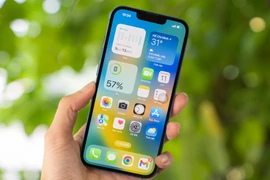 Smartphone và MacBook giảm đến 15 triệu nhân ngày lễ độc thân