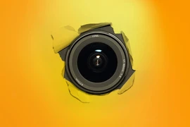 Cách phát hiện camera ẩn ở khách sạn bằng cảm biến trên điện thoại