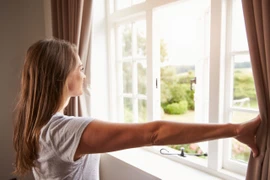 7 cách làm sạch không khí trong nhà mùa nắng nóng 