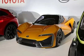 Toyota hé lộ mẫu xe điện thể thao Gazoo Racing với hộp số sàn