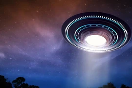 Tin công nghệ ngày 2-9: Lầu Năm Góc ra mắt trang web về UFO