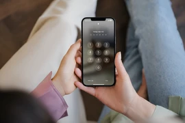 Cách hạn chế bị lộ mật mã iphone 