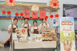 Độc đáo chợ nông sản online do sinh viên bán hàng