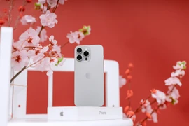 Bảng giá iPhone giữa tháng 1-2024, tivi giảm hơn 200 triệu đồng 