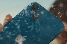 Apple cảnh báo đừng để iPhone ướt vào gạo, thay vào đó hãy làm điều này