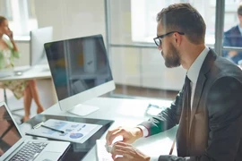 6 công cụ AI giúp cải thiện công việc của bạn trong năm 2024