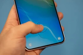 Người dùng Galaxy S23 gặp trục trặc về vân tay sau khi cập nhật One UI 6.1