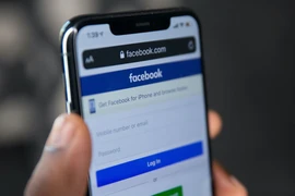 Tin công nghệ 1-10: Gần 600 triệu mật khẩu Facebook không được bảo vệ