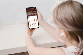 Cách check in online máy bay bằng ứng dụng VNeID