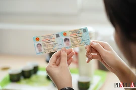 Cách đổi CCCD sang thẻ căn cước mới trên ứng dụng VNeID
