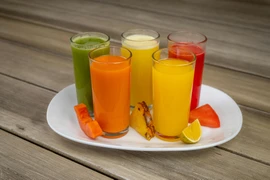 Điều gì xảy ra với cơ thể khi uống nước ép trái cây mỗi ngày