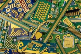 Chiếc laptop cũ của bạn thực chất chứa bao nhiêu vàng?