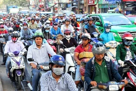 Xem xét ngưng cấp phép cao ốc ở trung tâm