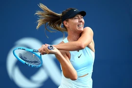 Sharapova thách thức cựu số 1 thế giới Barty