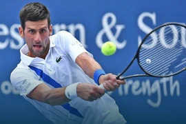 Djokovic kéo dài chuỗi toàn thắng lên 22-0