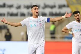 Ronaldo tuột dốc thê thảm cùng Al-Nassr, fan Bồ Đào Nha lo lắng