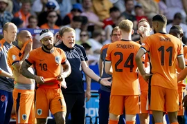 HLV Hà Lan Koeman “bốc hỏa” bởi câu hỏi thiếu tế nhị