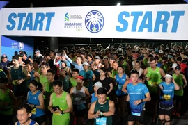 Giải chạy marathon Singapore có vận động viên tử vong