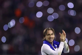 Luka Modric chia tay Real Madrid