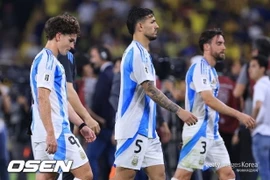 Argentina và Brazil rủ nhau thua đúng “kèo” ngựa về ngược