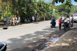 Video: Phát hiện thi thể trẻ sơ sinh còn nguyên dây rốn trên vỉa hè
