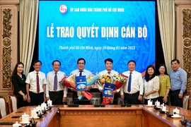 Video: Trao quyết định bổ nhiệm hai Phó Tổng biên tập Báo Pháp Luật TP.HCM