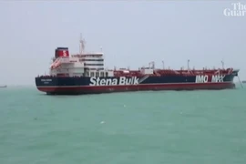 Iran công bố video bắt tàu chở dầu Anh