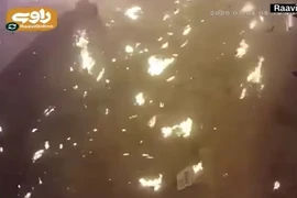 Khoảnh khắc máy bay Ukraine nổ tung sau khi bị Iran bắn rơi