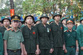 Video: Hơn 4.000 tân binh TP.HCM lên đường nhập ngũ