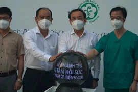 Video: Thêm 3 trung tâm hồi sức tích cực cho bệnh nhân COVID-19 đi vào hoạt động