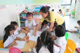 Trường mầm non công lập “ngại” giữ trẻ ngày thứ Bảy