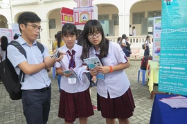 Học sinh trường chuyên dễ bị trầm cảm vì áp lực học 