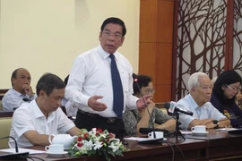 Chúng tôi mong sống được bằng lương!