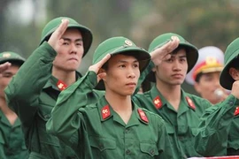 Không tuyển thí sinh có hình xăm vào các trường quân đội