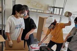 'Chủ nhật ý nghĩa' của hàng trăm giảng viên, sinh viên