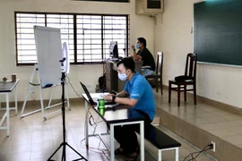 Trường ĐH chi hàng chục tỉ đồng giúp SV tăng tốc học online